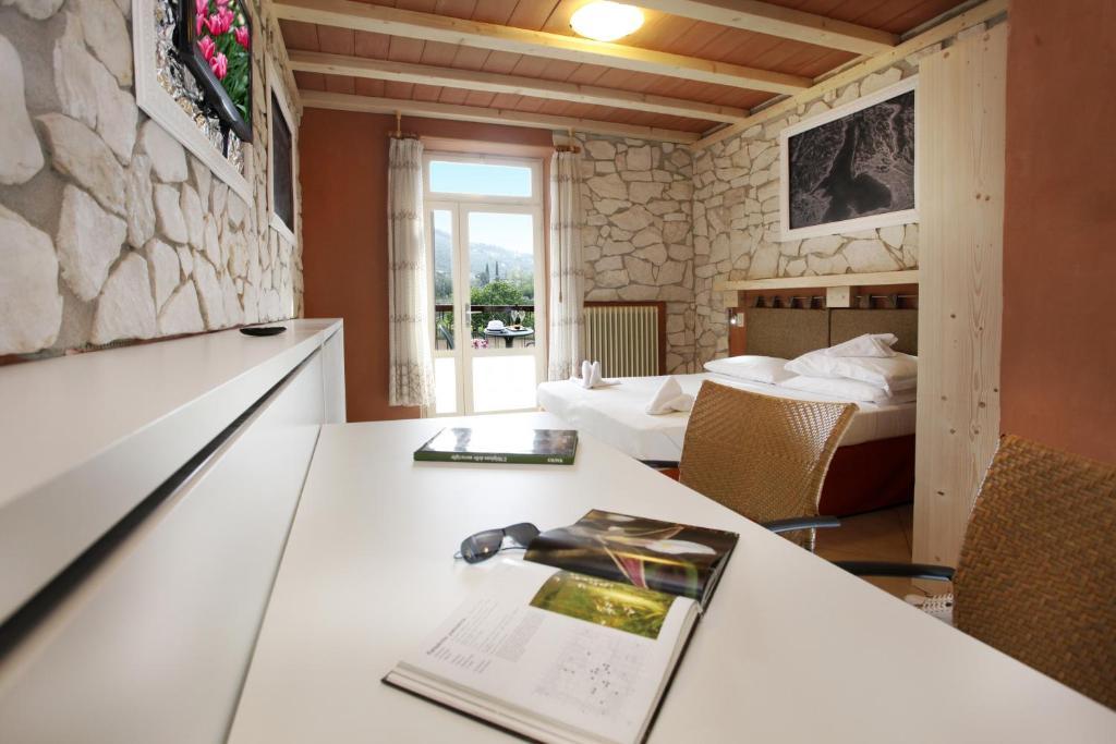Albergo Garni Orchidea Riva del Garda Pokoj fotografie